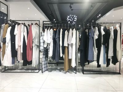 瑪塞莉連衣裙 廣州白馬服裝批發(fā)市場(chǎng)的精品女裝折扣首選